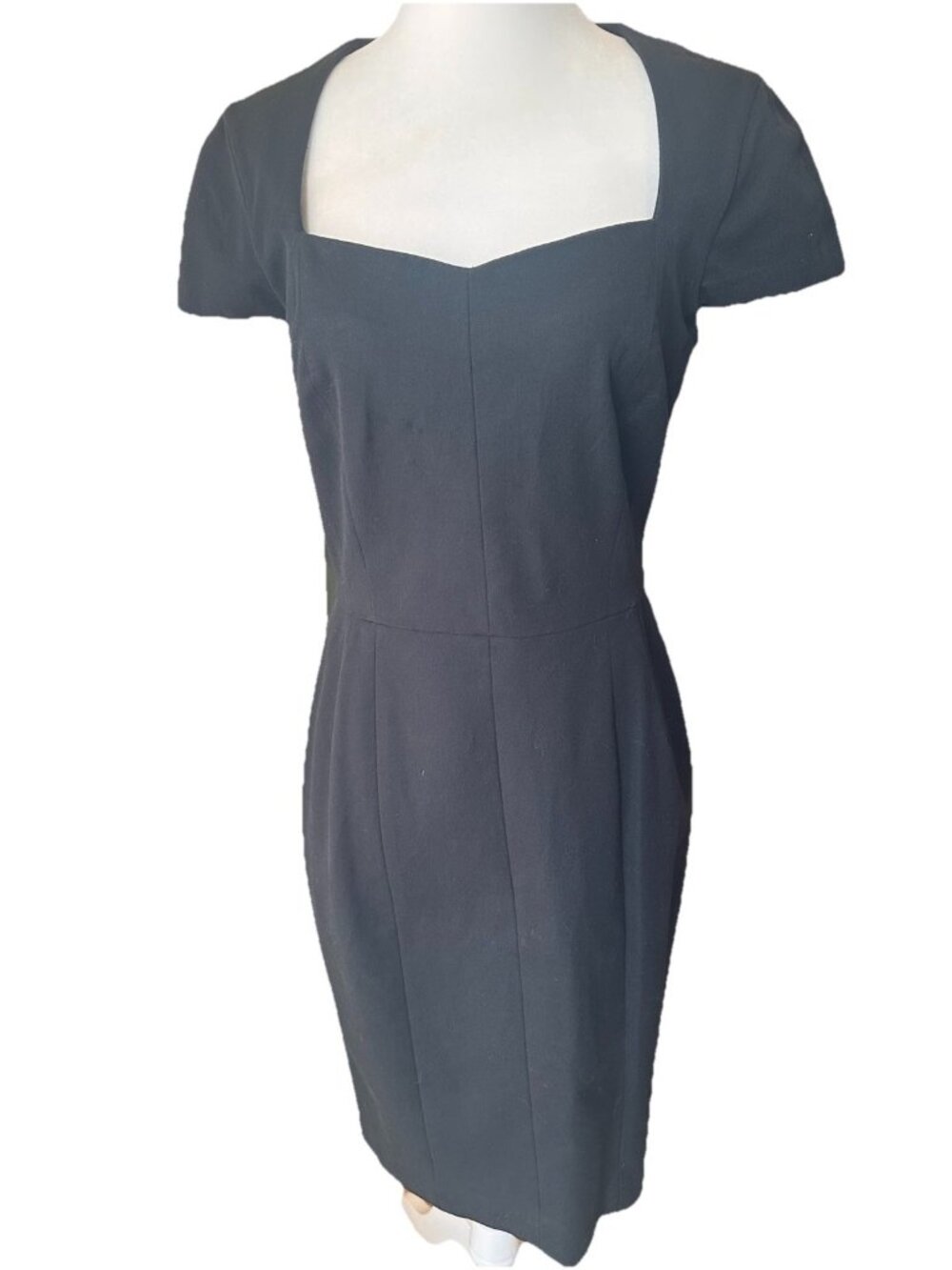Banana Republic Classic Little Black Sheath Dress Sweetheart Neckline Size 10
